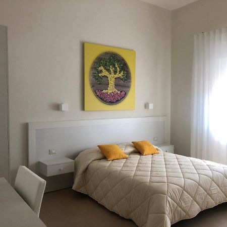 Paleat-Manduria Bed and Breakfast Εξωτερικό φωτογραφία